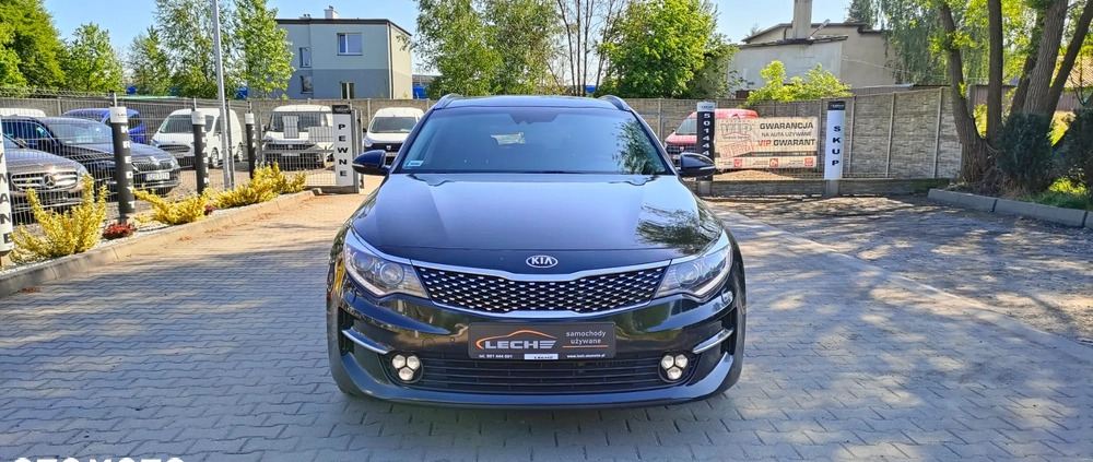 Kia Optima cena 59900 przebieg: 229000, rok produkcji 2018 z Żory małe 667